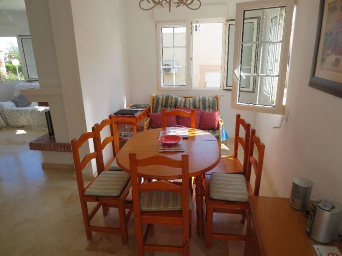 Image No.2-6 Bed Villa for sale