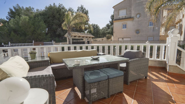 Image No.5-Villa de 4 chambres à vendre à Villamartin