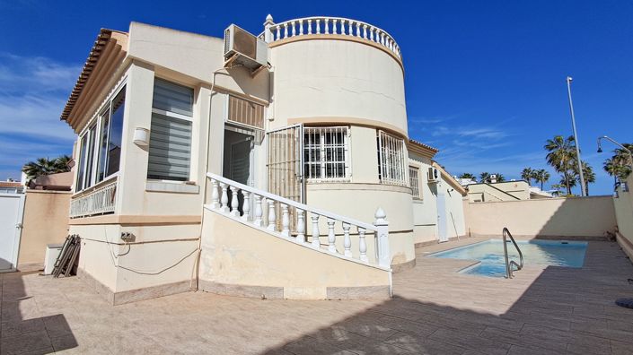 Image No.1-Villa de 3 chambres à vendre à Playa Flamenca