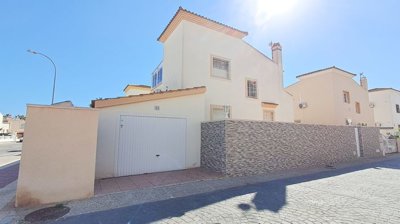 65339cnigaradetachedvillaplayaflamenca4