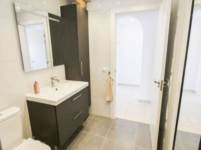 Image No.8-Villa de 5 chambres à vendre à Ciudad Quesada