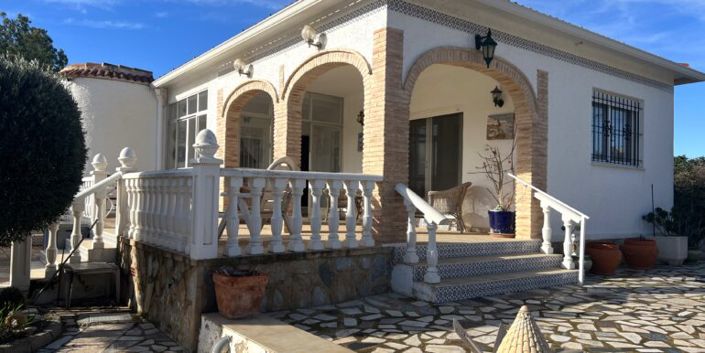 Image No.1-Villa de 4 chambres à vendre à Pinar de Campoverde