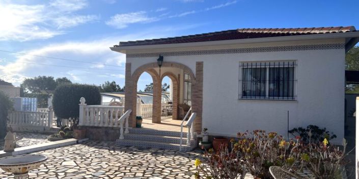 Image No.2-Villa de 4 chambres à vendre à Pinar de Campoverde