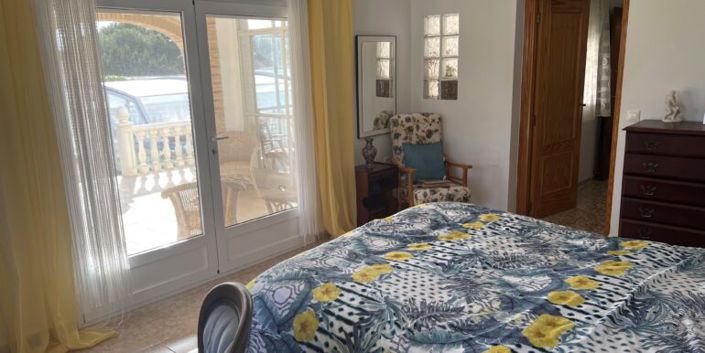 Image No.3-Villa de 4 chambres à vendre à Pinar de Campoverde