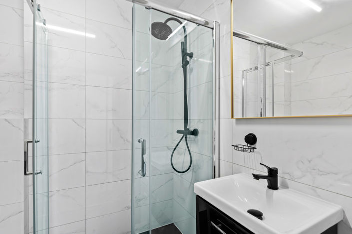 Image No.19-2 Bed Apartment for sale