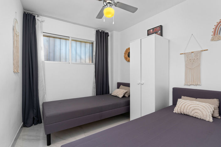 Image No.22-2 Bed Apartment for sale