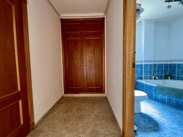 Image No.24-5 Bed Villa for sale