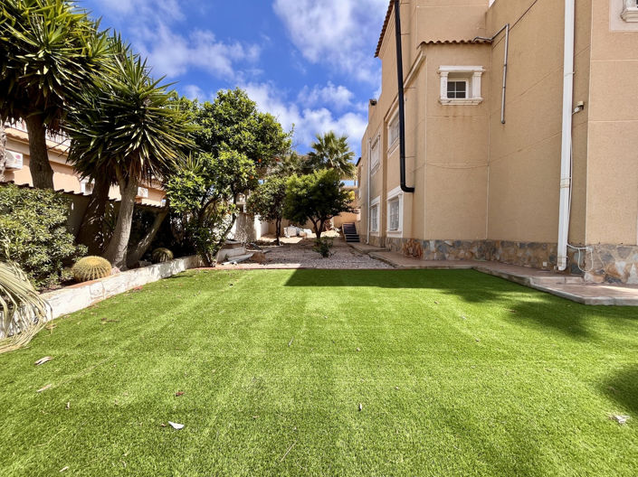 Image No.3-5 Bed Villa for sale