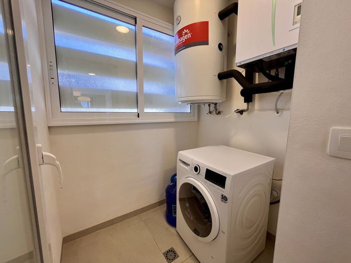 Image No.25-2 Bed Penthouse for sale