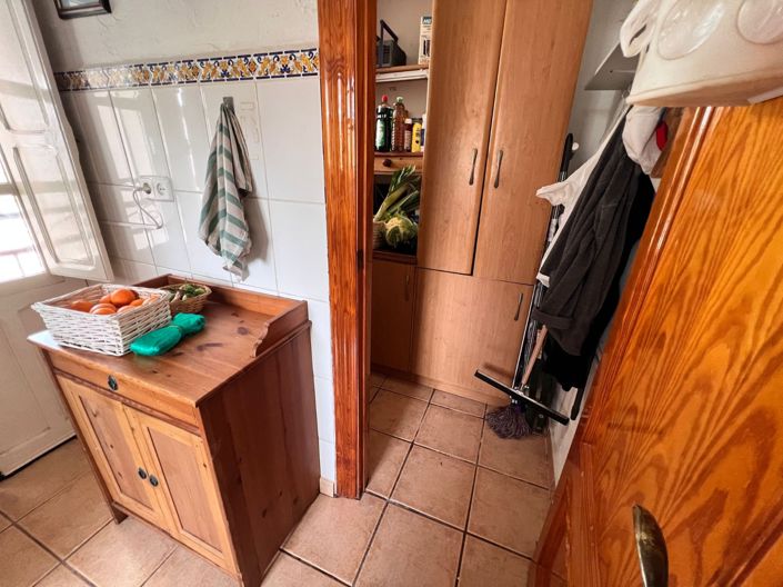 Image No.11-2 Bed Country House for sale