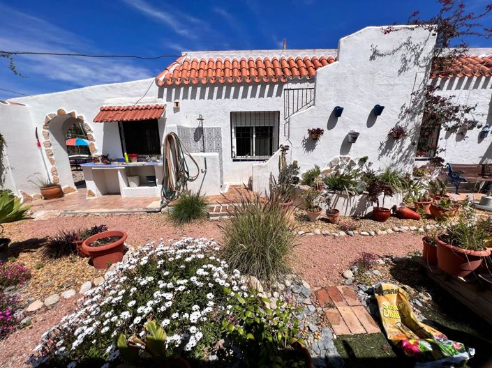 Image No.19-2 Bed Country House for sale