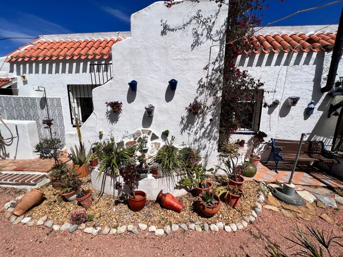 Image No.20-2 Bed Country House for sale