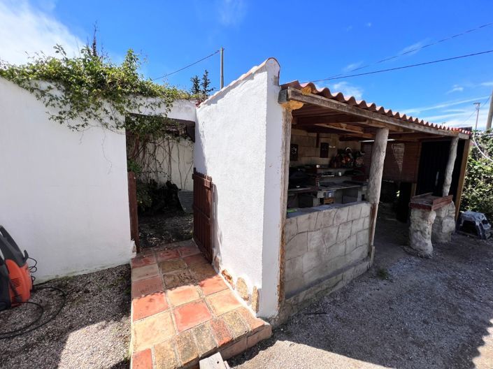 Image No.24-2 Bed Country House for sale