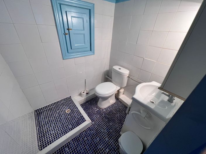 Image No.33-2 Bed Country House for sale