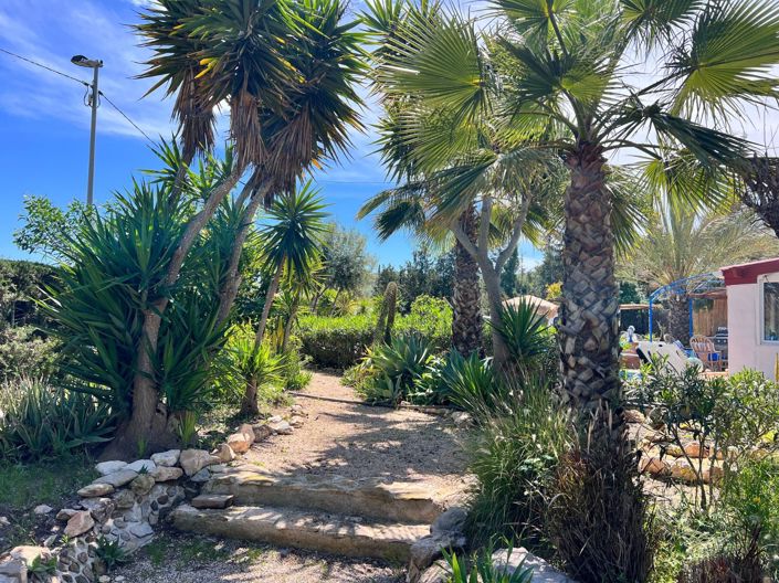 Image No.36-2 Bed Country House for sale