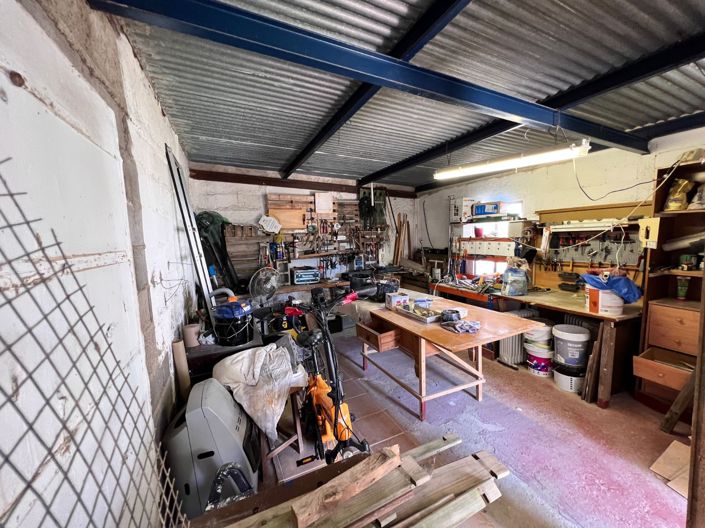 Image No.38-2 Bed Country House for sale