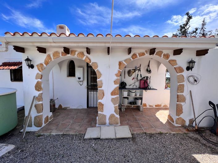 Image No.42-2 Bed Country House for sale