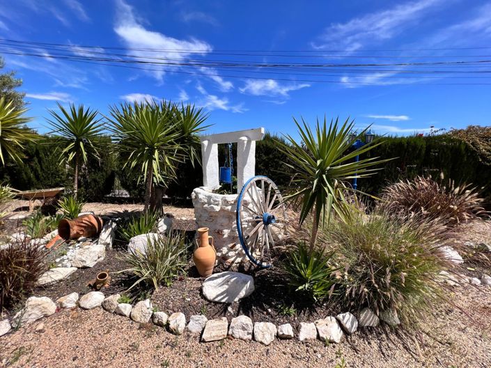 Image No.43-2 Bed Country House for sale