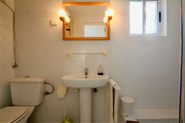 Image No.20-4 Bed Villa for sale