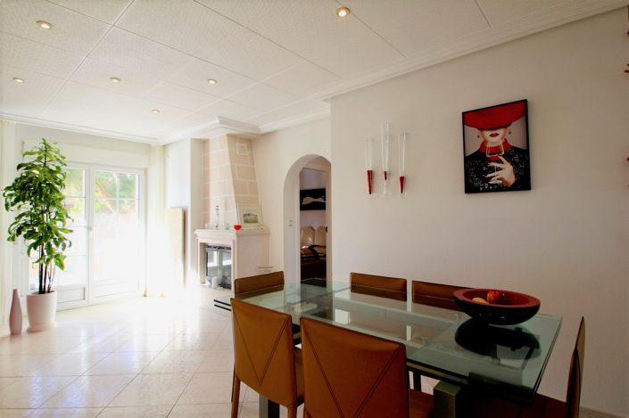 Image No.7-Villa de 4 chambres à vendre à Villamartin