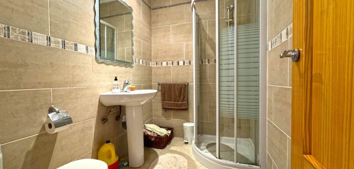 Image No.32-6 Bed Villa for sale