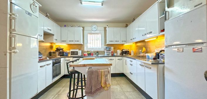 Image No.36-6 Bed Villa for sale