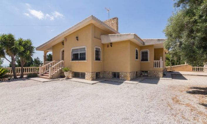 Image No.1-5 Bed Villa for sale