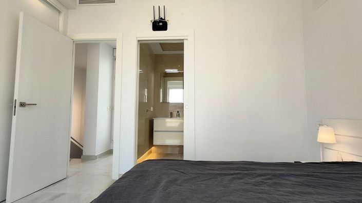 Image No.18-3 Bed Villa for sale