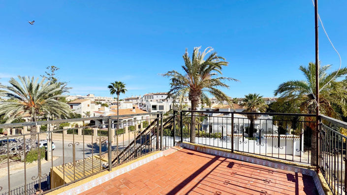 Image No.23-4 Bed Villa for sale