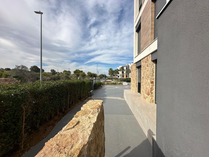 Image No.31-2 Bed Apartment for sale