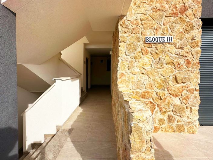 Image No.33-2 Bed Apartment for sale