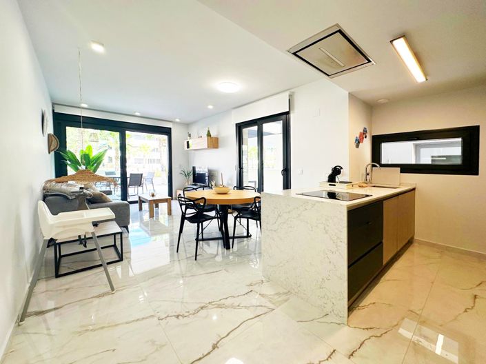 Image No.4-2 Bed Apartment for sale