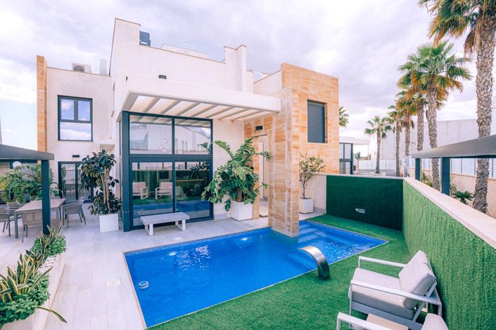 Image No.1-3 Bed Villa for sale