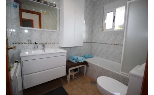 Image No.10-3 Bed Villa for sale