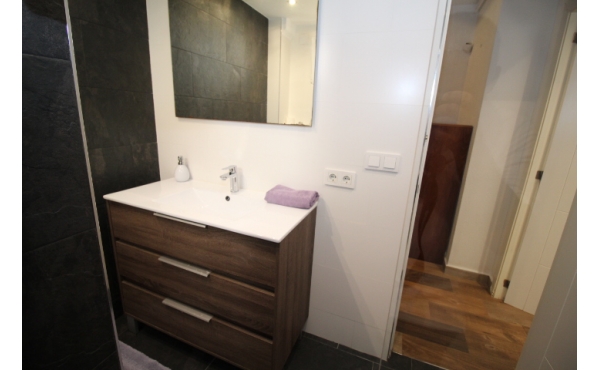 Image No.24-3 Bed Villa for sale