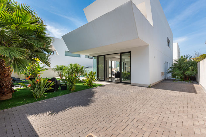 Image No.35-4 Bed Villa for sale