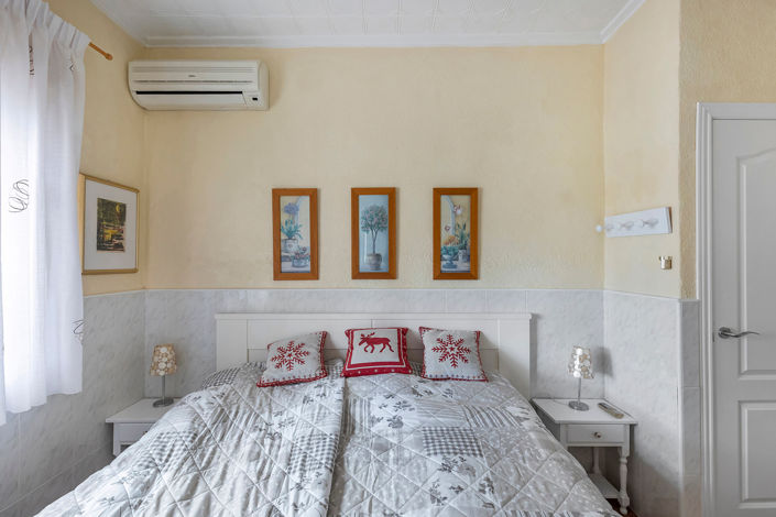 Image No.10-3 Bed Villa for sale