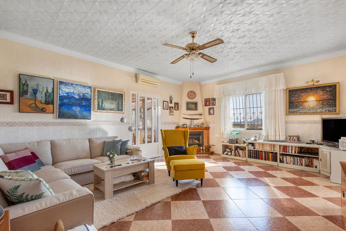 Image No.3-3 Bed Villa for sale