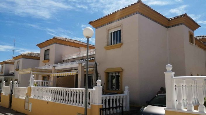 Image No.1-3 Bed Townhouse for sale