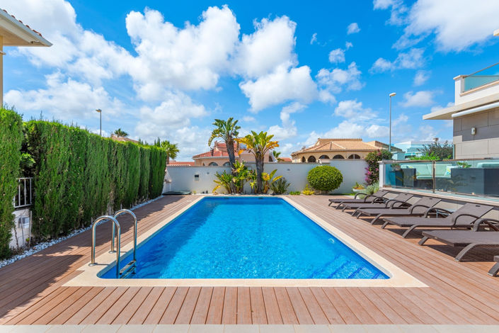 Image No.36-4 Bed Villa for sale