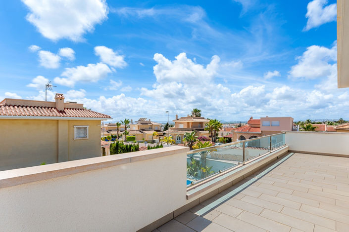 Image No.50-4 Bed Villa for sale