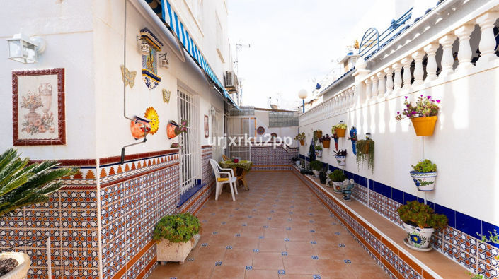 Image No.32-Maison de ville de 3 chambres à vendre à Torrevieja