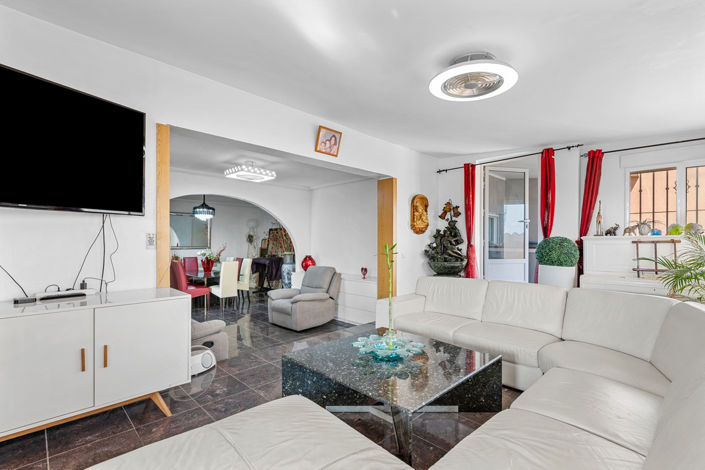 Image No.18-4 Bed Villa for sale