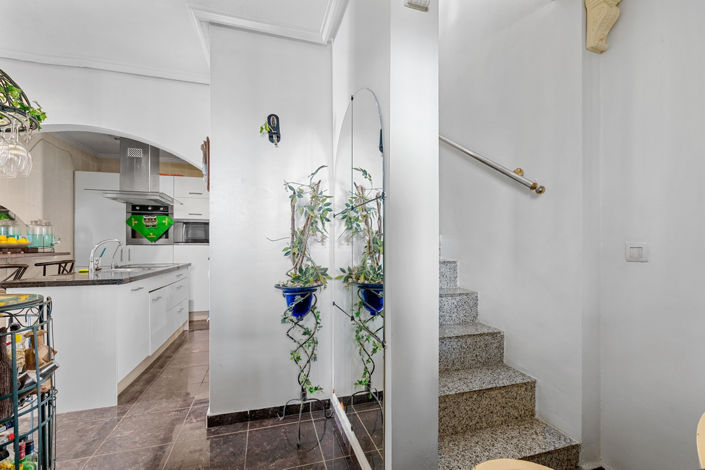 Image No.25-4 Bed Villa for sale