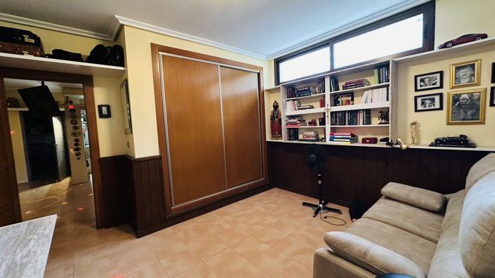 Image No.26-4 Bed Villa for sale