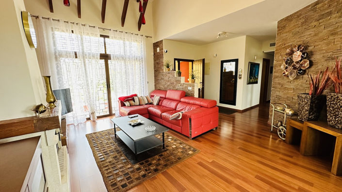 Image No.7-4 Bed Villa for sale