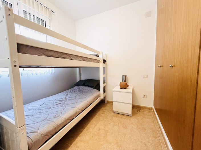 Image No.14-3 Bed Townhouse for sale