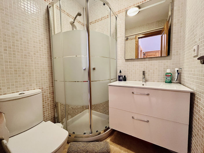 Image No.16-3 Bed Townhouse for sale