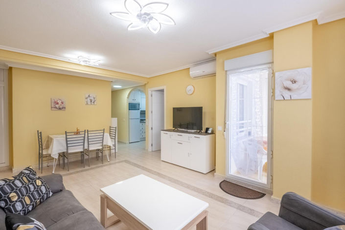 Image No.1-Appartement de 2 chambres à vendre à Torrevieja