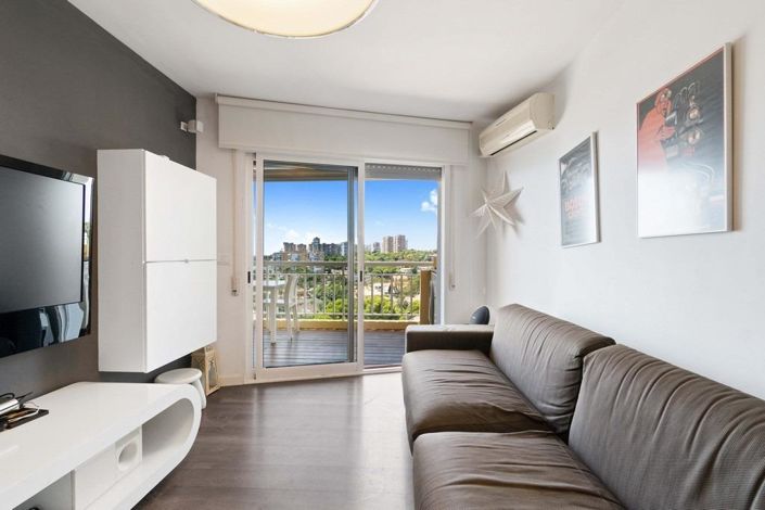 Image No.7-3 Bed Apartment for sale